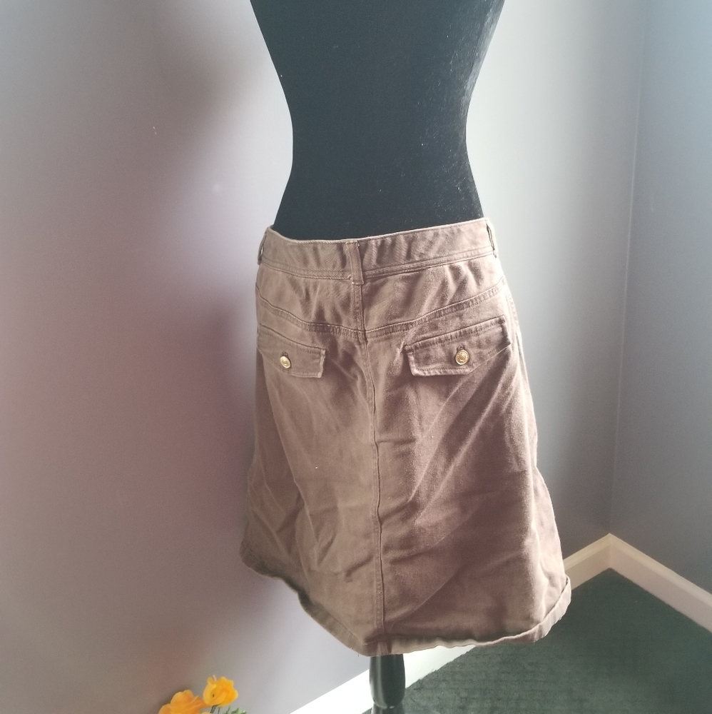 IZOD preowned, knee length skirt
